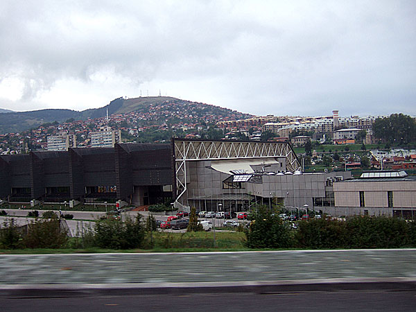 Pohledy při průjezdu na sever Sarajeva